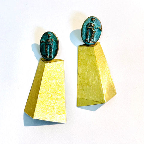 Aphrodite Pedestal Earrings