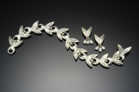 Venus Earrings